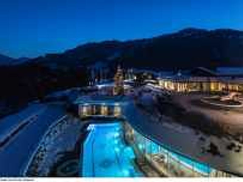 Grand Tirolia Resort