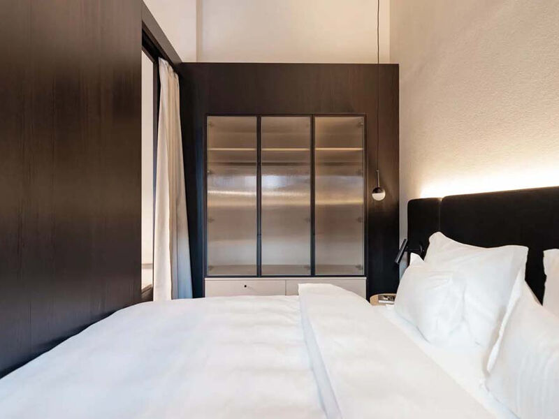 Schwarzer Adler Concept Living