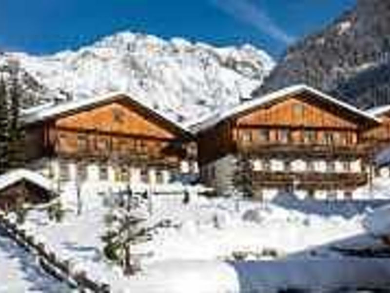 1. Almwellness Hotel Tuffbad Dörfl