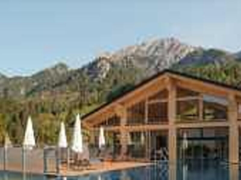 1. Almwellness Hotel Tuffbad Dörfl