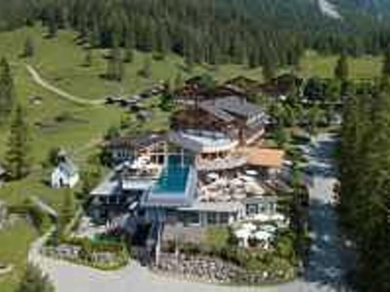 1. Almwellness Hotel Tuffbad Dörfl