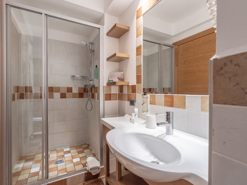 Aparthotel Adler