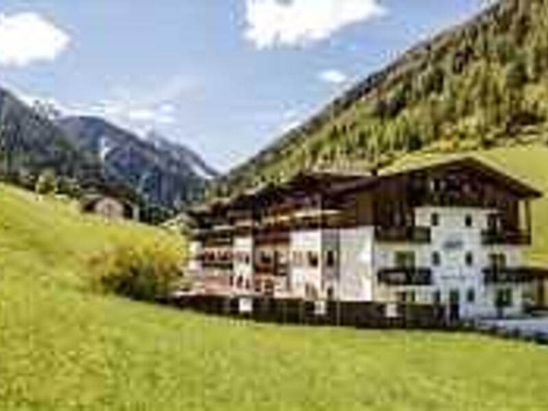 Almina Family & SPA