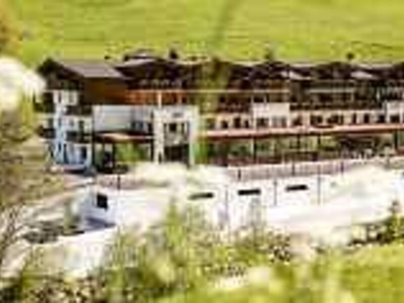 Almina Family & SPA