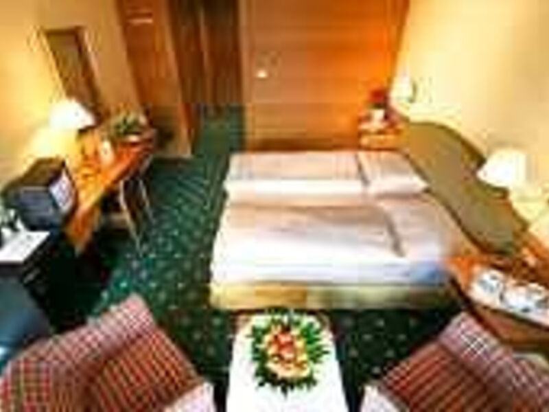 Alpine-City Wellness Hotel Dominik