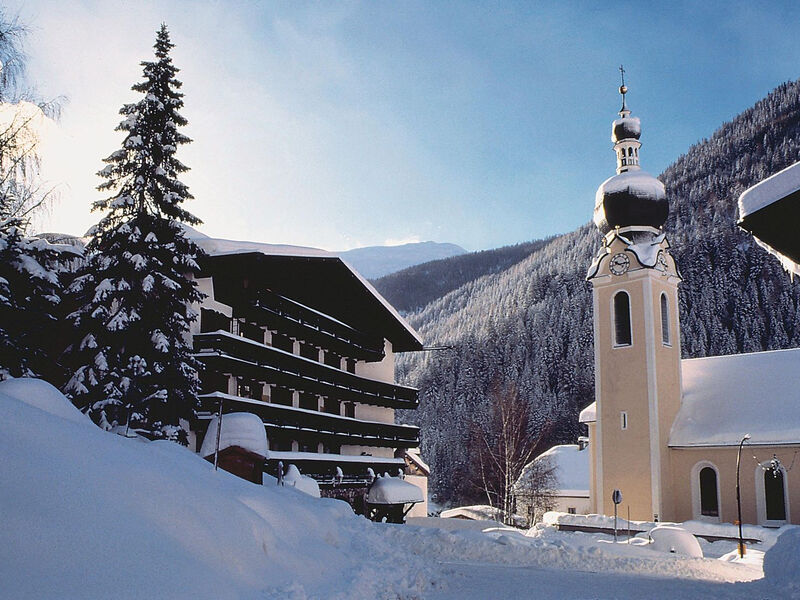 Berghotel Basur