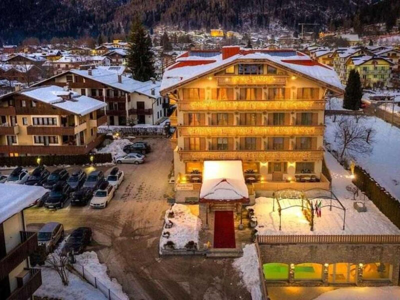 Beverly Alps Hotel & SPA