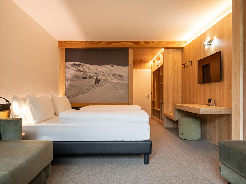 Blu Hotel Senales Zirm - Cristal