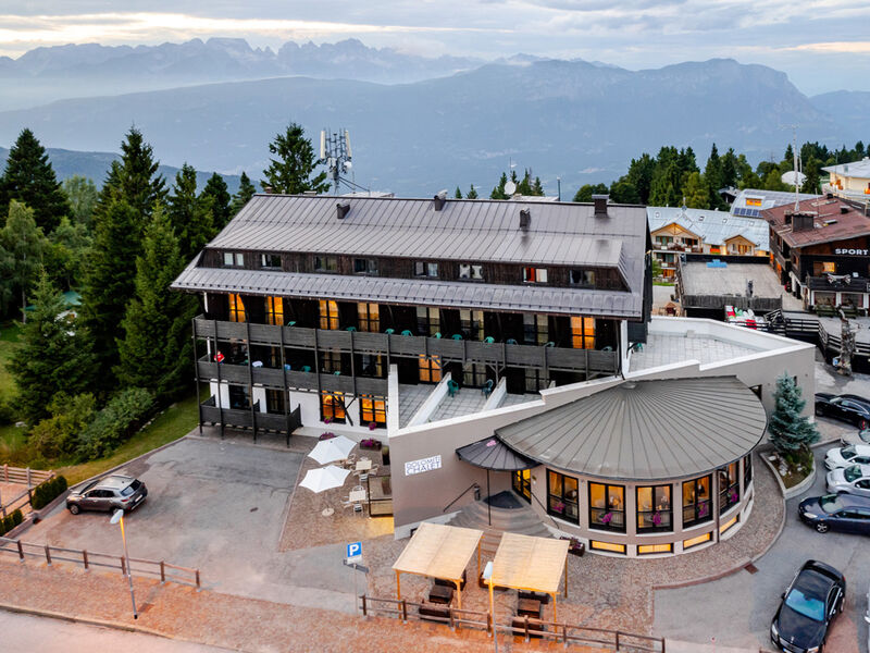 Family Hotel Dolomiti Chalet