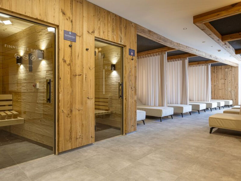 Fiss Suites by Alps Resort