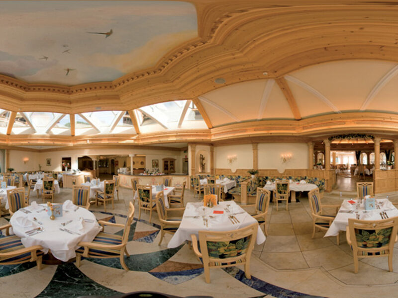 Fun & Spa Hotel Strass