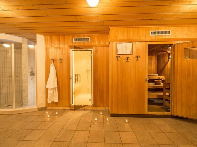 Glacier Hotel Grawand