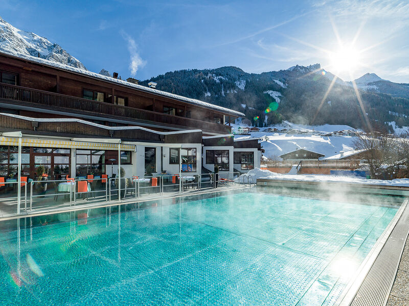 Happy Stubai