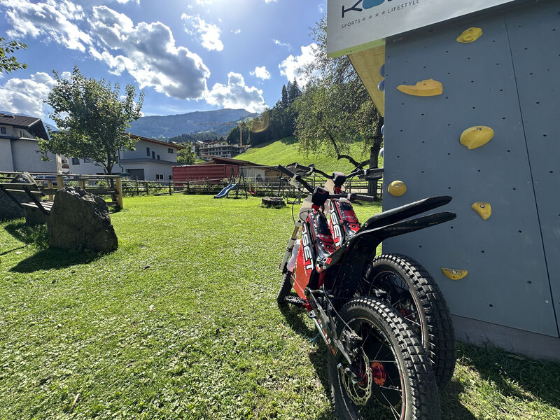 KOSIS Sports Lifestyle