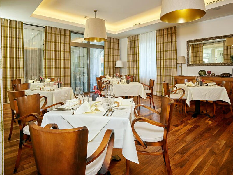 Naturparkhotel Lambrechterhof