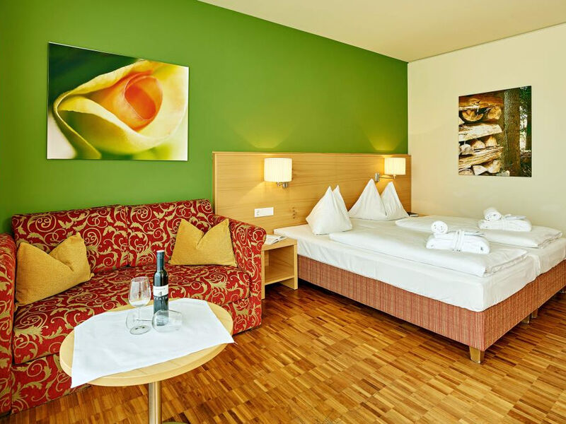 Naturparkhotel Lambrechterhof