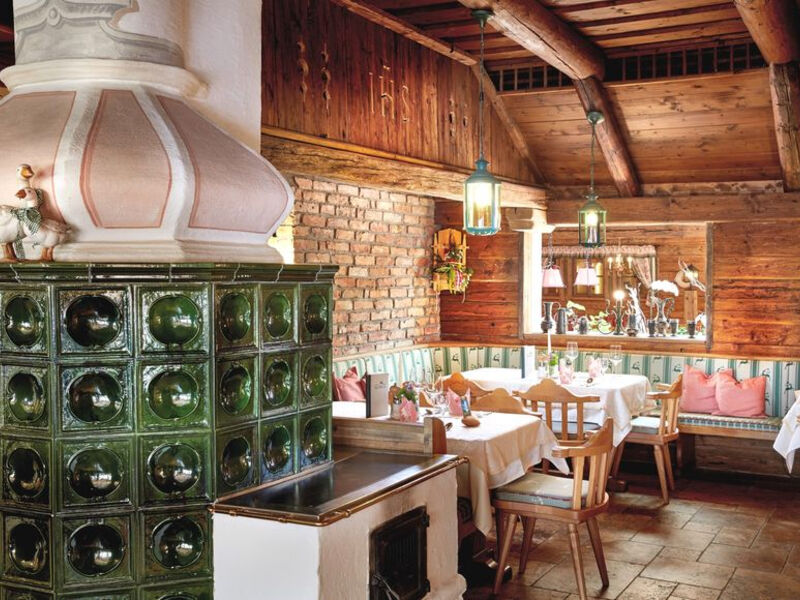 Landhotel Hauserbauer