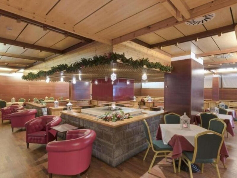 Hotel Ski Club Hotel Regina e Fassa