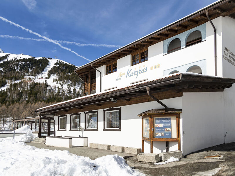 Sport Hotel Kurzras - SKIMAX