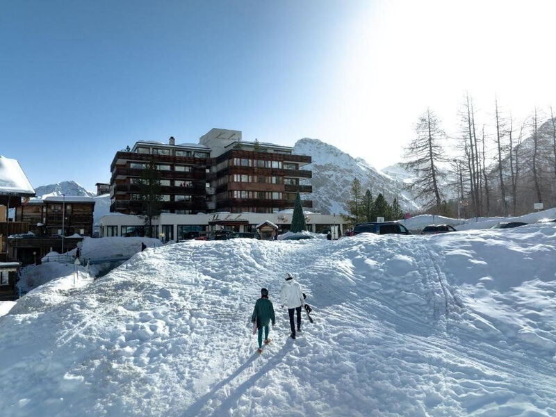 The Grand Arosa Pop-Up Hotel