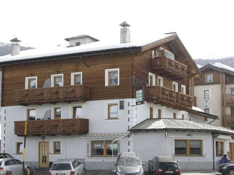 Garni Caravasc
