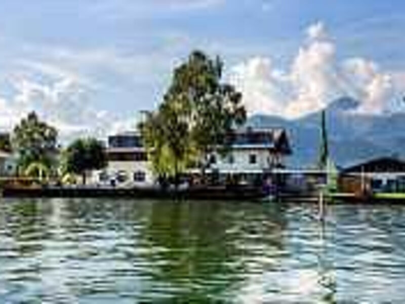 Junges Hotel am See (Jugendgästehaus)