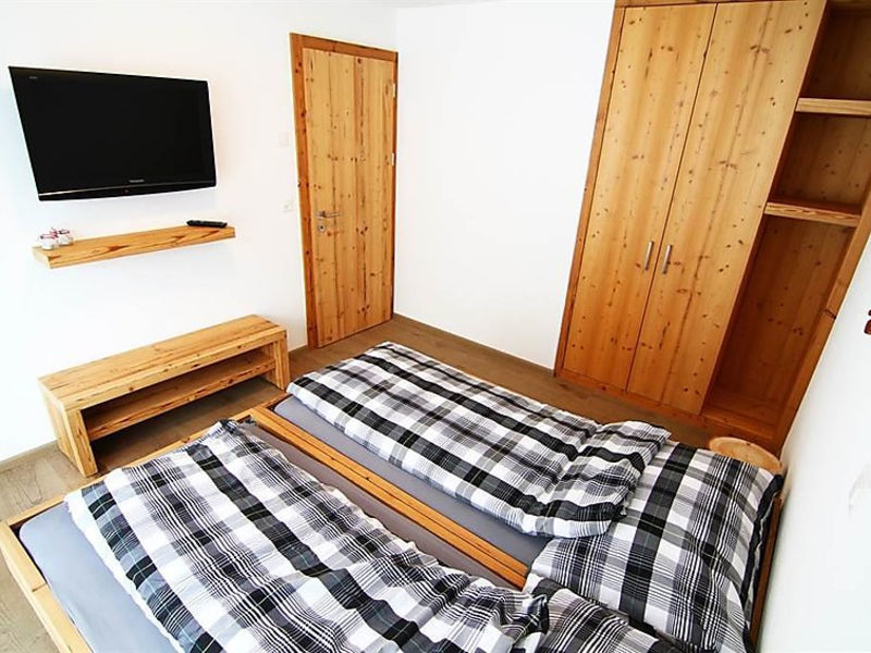 Amor Lodge