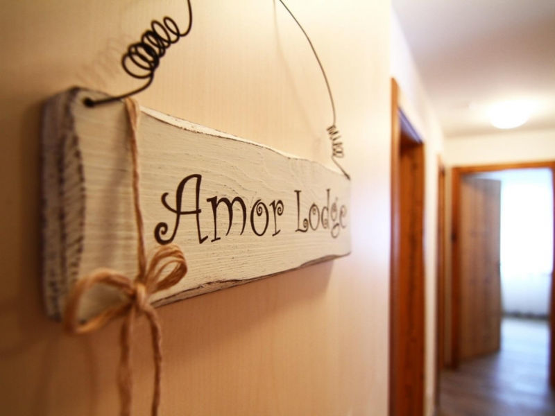 Amor Lodge