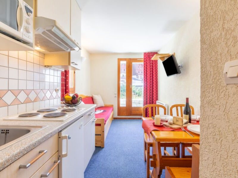 Chalet Club