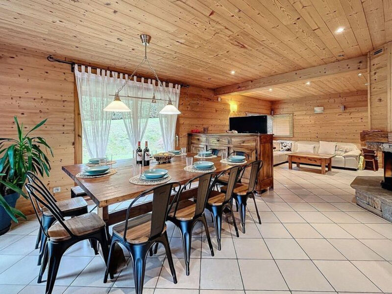 Chalet Oxalis