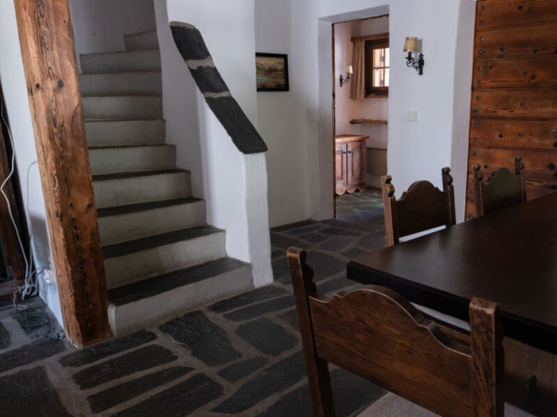 HAUS 1