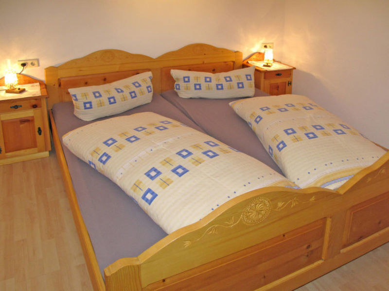 Haus Romantica (SEE160)