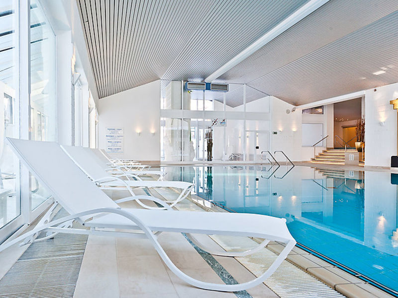 Holiday-Studio