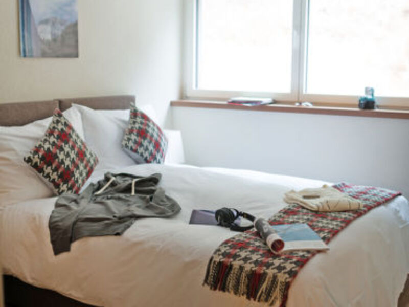 Peaks Place