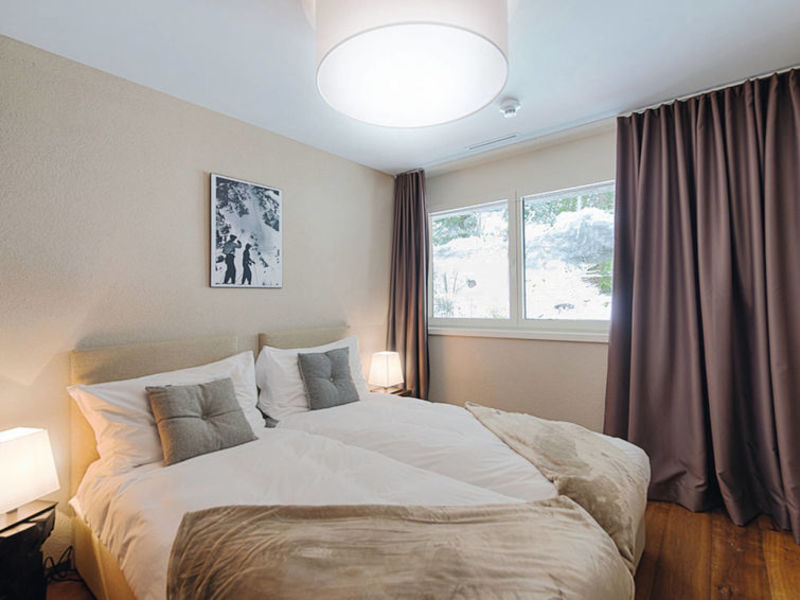 Peaks Place (LAX370)