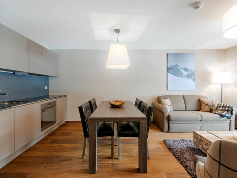 Peaks Place (LAA370)