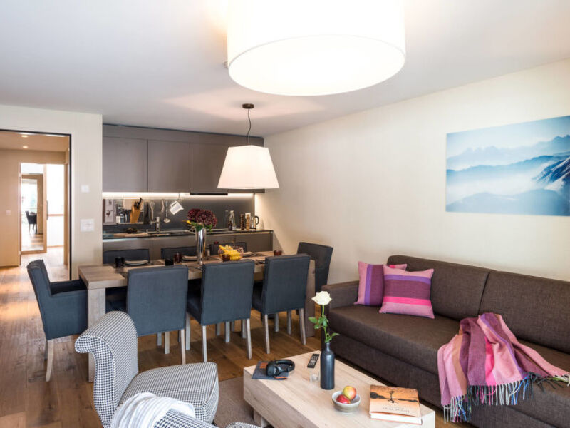 Peaks Place (LAA370)