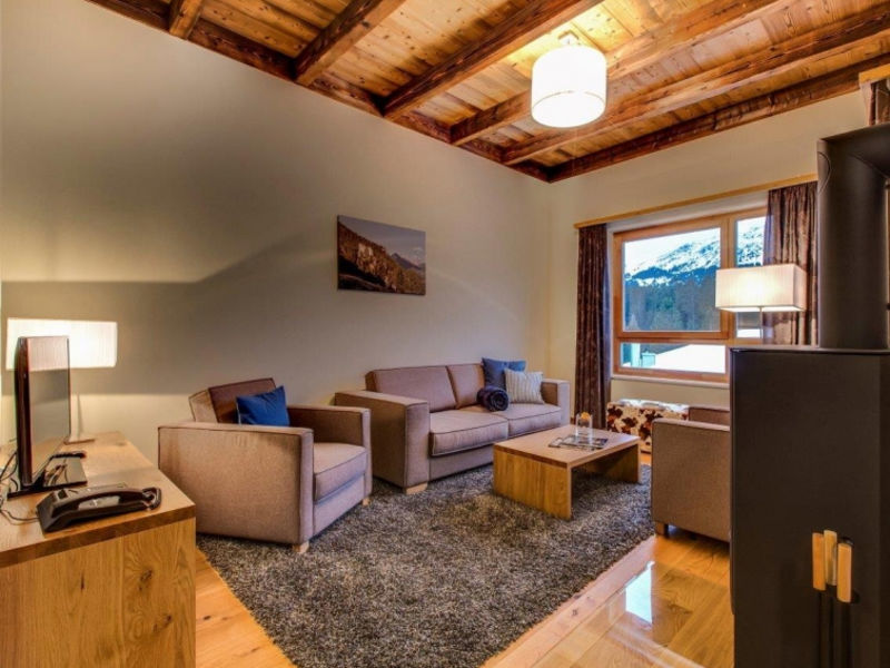 PRIVÀ Alpine Lodge SUP3